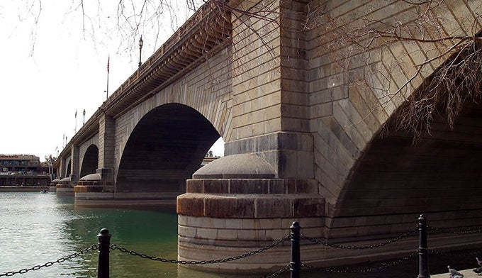 London-Bridge_Lake-Havasu_PublicDomain_680x392 London Bridge (Lake Havasu City), Arizona