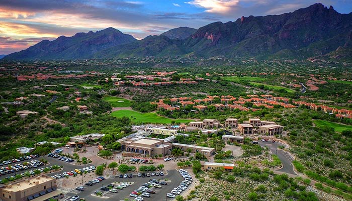 HaciendaDelSol-TucsonMtns_courtesy_700 Tucson surrounded by mountains