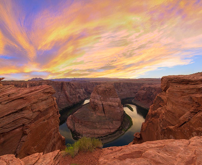 AZ-HorseshoeBend-sunset_DP_680x555 None