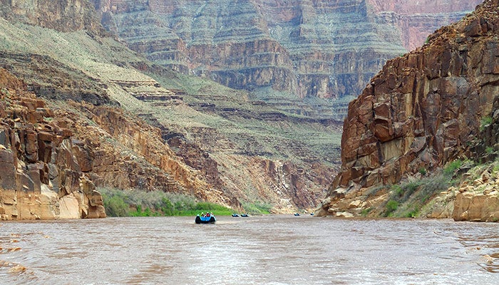Hualapai-Rafting-far_LukaMontana_700 Hualapai River Runners at Grand Canyon West