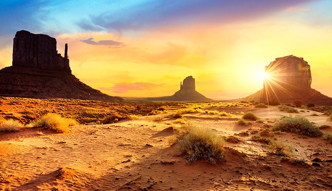 Monument-Valley-Sunset_iStock_680 Monument Valley at the Utah Arizona border