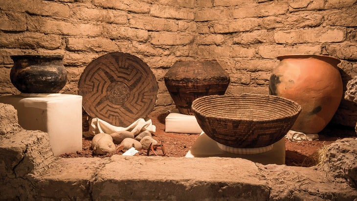 Baskets and pottery at the Huhugam Ki Museum at Salt River