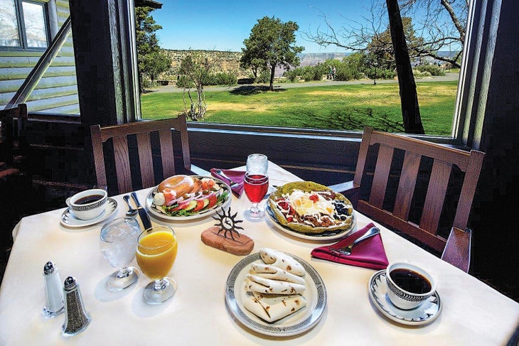 Breakfast at El Tovar Hotel on the Grand Canyon's South Rim